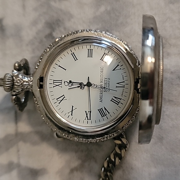 American Historic Society 1944 Silver Half Dollar Pocket Watch Walking L… - Picture 2 of 3